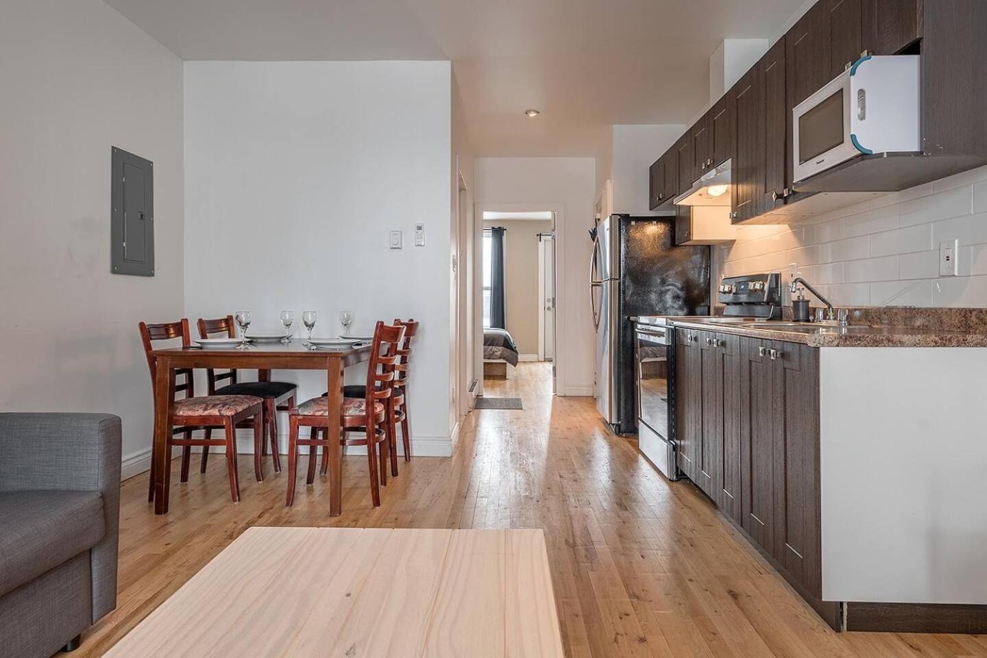 5-Star Prime Location - Bright Condo Montreal Zewnętrze zdjęcie
